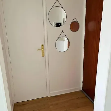 Spacieux & Parking Апартаменты *
